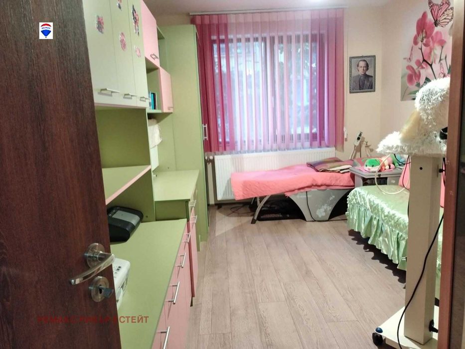Продава се Тристаен апартамент в Русе, Център - 119 кв.м за 2353 €/кв.м - Снимка #7