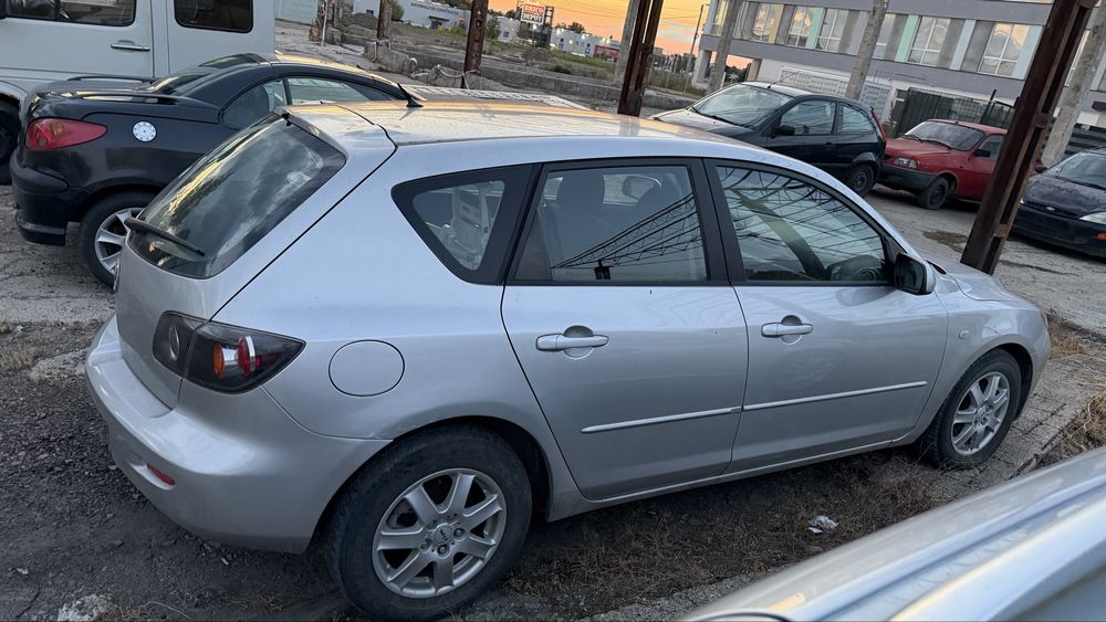 MAZDA 3 2006 — imagine 5