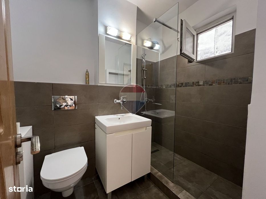 Apartament spațios 3 camere, 2 băi - Ciresica