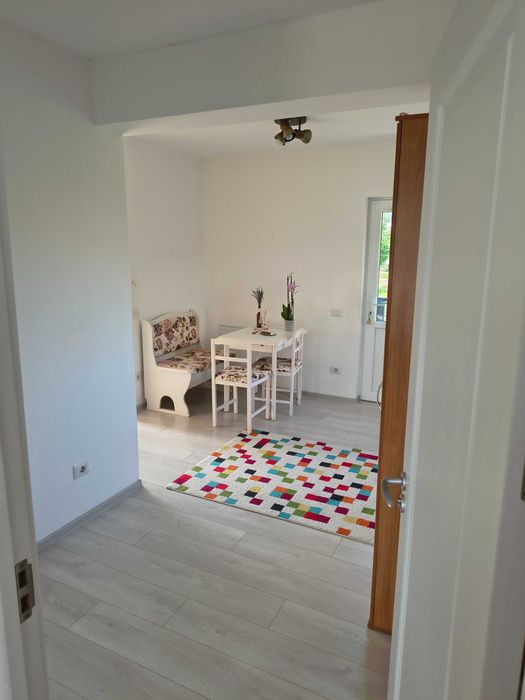 Casa de închiriat/ vânzare, 46 mp Lisaura