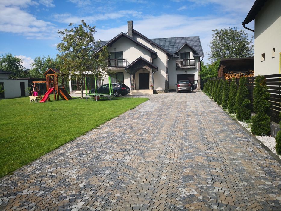 Casa Gradina Morii + 1000 mp teren