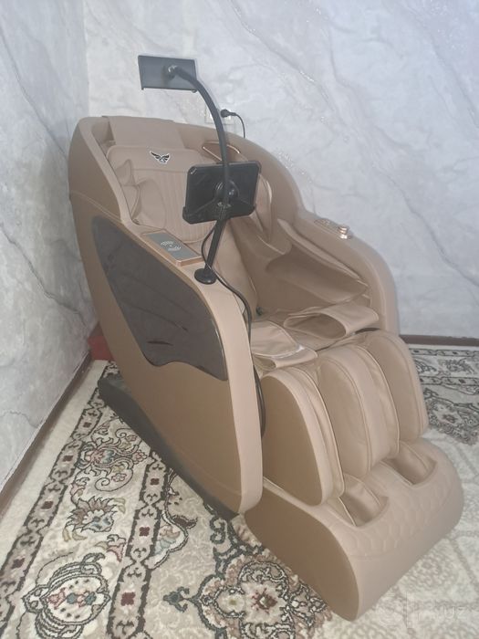 Massajniy divan sotiladi yengi