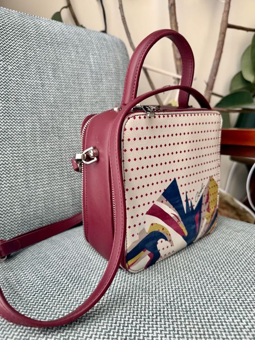 НАМАЛЕНА! Малка чанта Axel Accessories