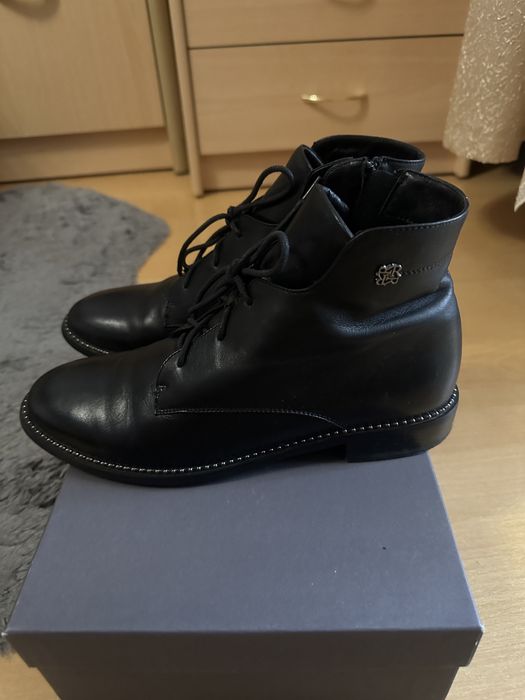 Продам женские ботильоны