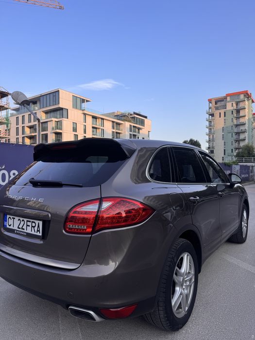 PORSCHE Cayenne 2012 — imagine 5