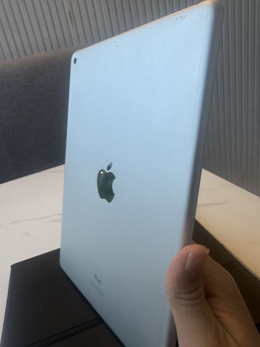 Ipad 9 2021 идеальное состояние