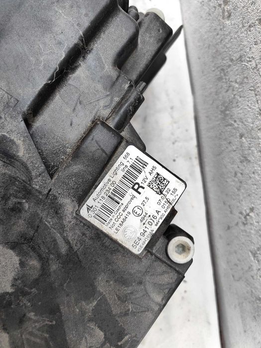 Оригинален фар Шкода Октавиа  Skoda Octavia Full Led