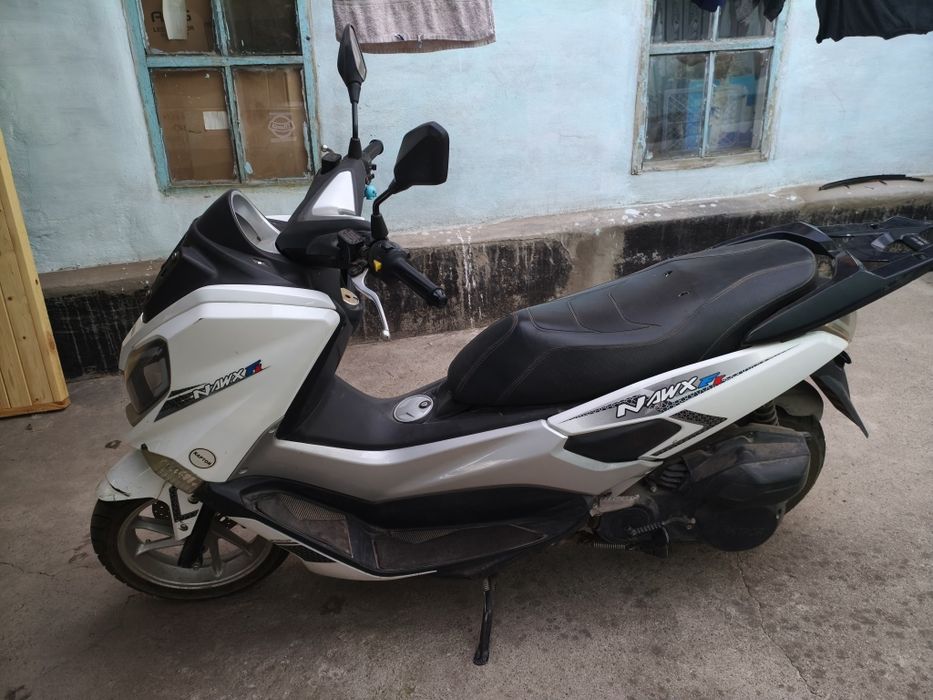 Продам мопед NMax 150