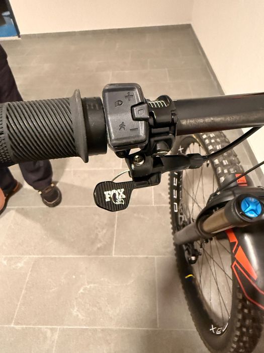 Vand Bicicleta Electrica Mondraker Crafty RR Carbon,marime M in stare perfecta