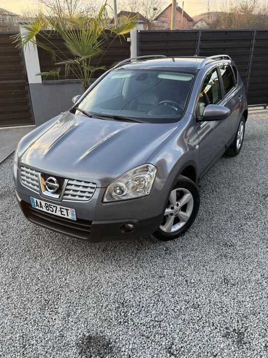 Nissan Qashqai 1.5 DCi carlig, panoramic, piele