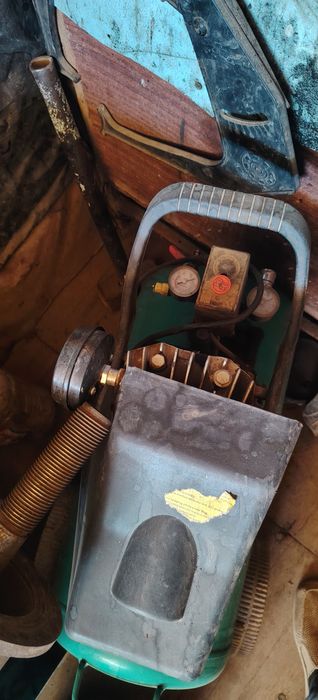 Компрессор сотилади