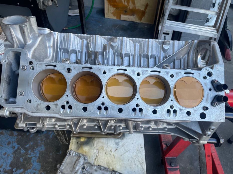 Двигател за БМВ BMW S85 V10 М5 М6 отремонтиран