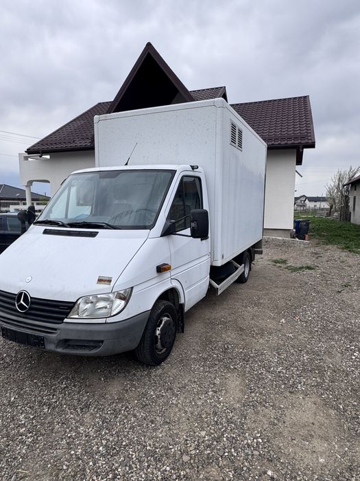Vând Mercedes Sprinter 413