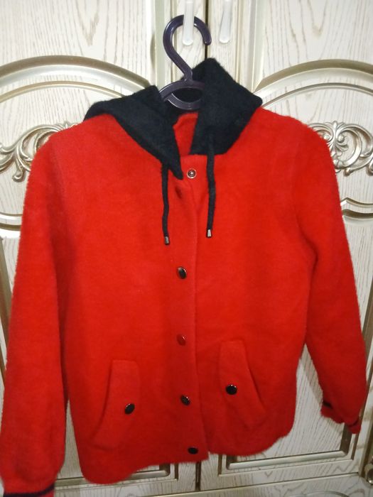 Ayollar qalin jemperi