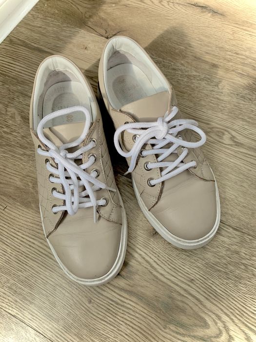 Продам кожаные кеды