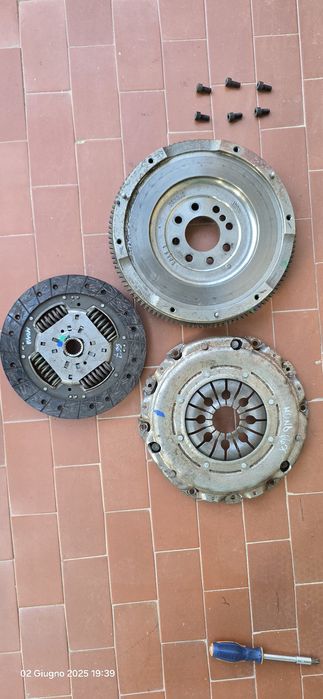Ambreiaj masă simplă Ford mondeo mk3. 2000-2007