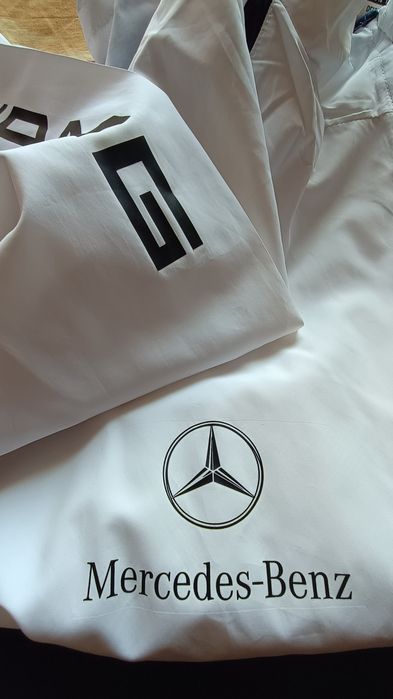 Екипи 2 броя, ELLESSE и Mercedes-Benz-AMG