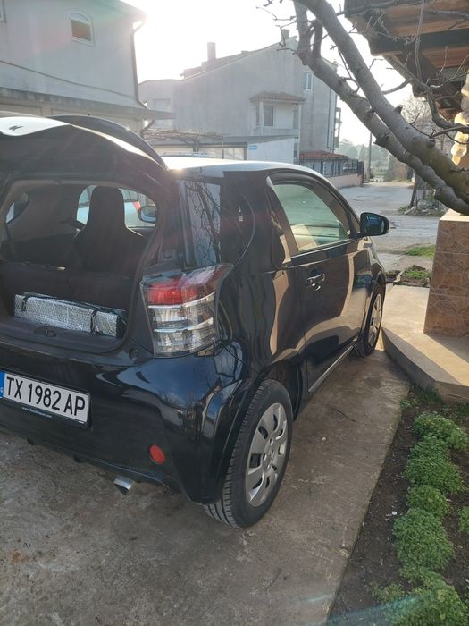 Toyota IQ като нова.