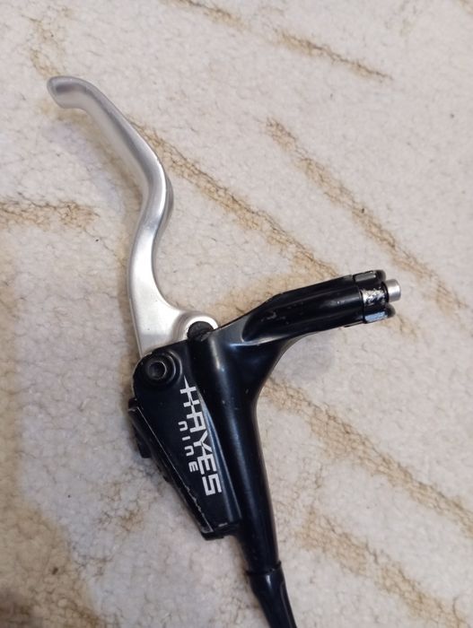 Продавам спирачки HAYES nine