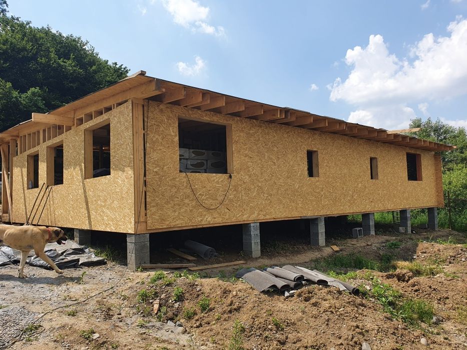 Construim Case din lemn, structura lemn stil Canadian între 500 -600 eur m2 la cheie. .