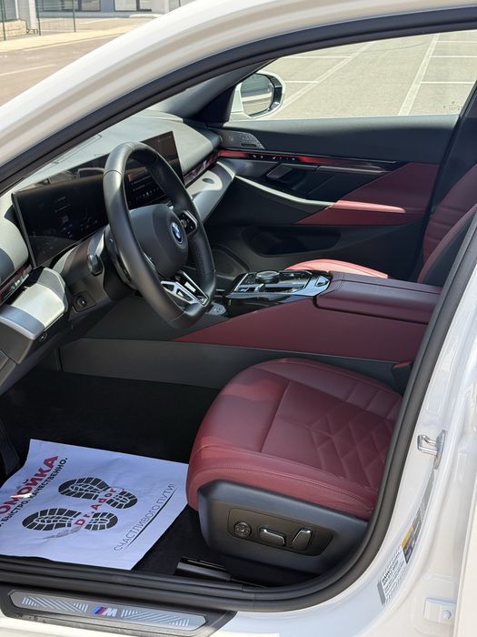 Bmw i5 35L 2024 15min probeg +dop optsiyaligi bazoviymas Body kit full