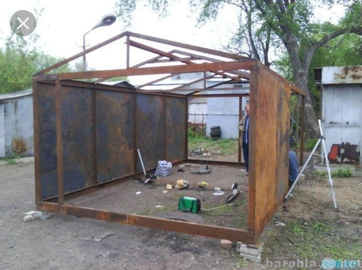 Железный каркасный гараж. Каркас гаража из металла. Как самому сварить гараж. Гаражные ворота распашные металлические из профиля 40*20,1. Металлический каркас для гаража.