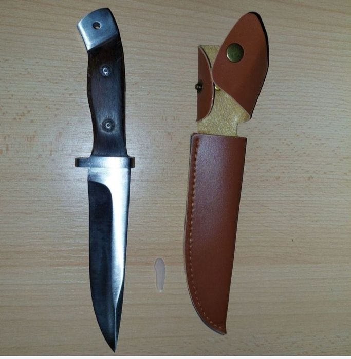 Cutit vanatoare şi drumetie