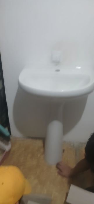 Раковина для ванный комнаты