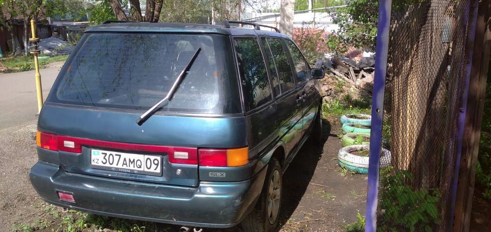 В продаже Nissan Prairie