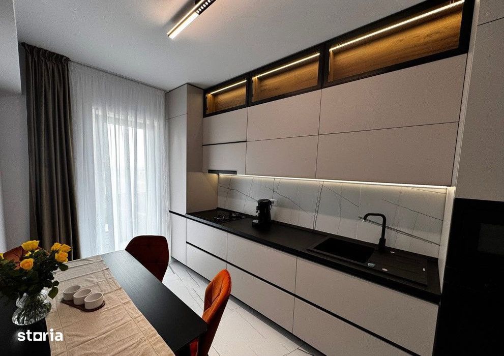 Apartament 2 camere, decomandat, 55mp, centrala, Kristal Residence