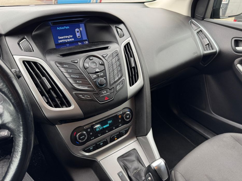 Ford Focus 2014 2.0 TDCI Cutie automata/Echipare Ghia/Distributie și ulei la cutie schimbate recent