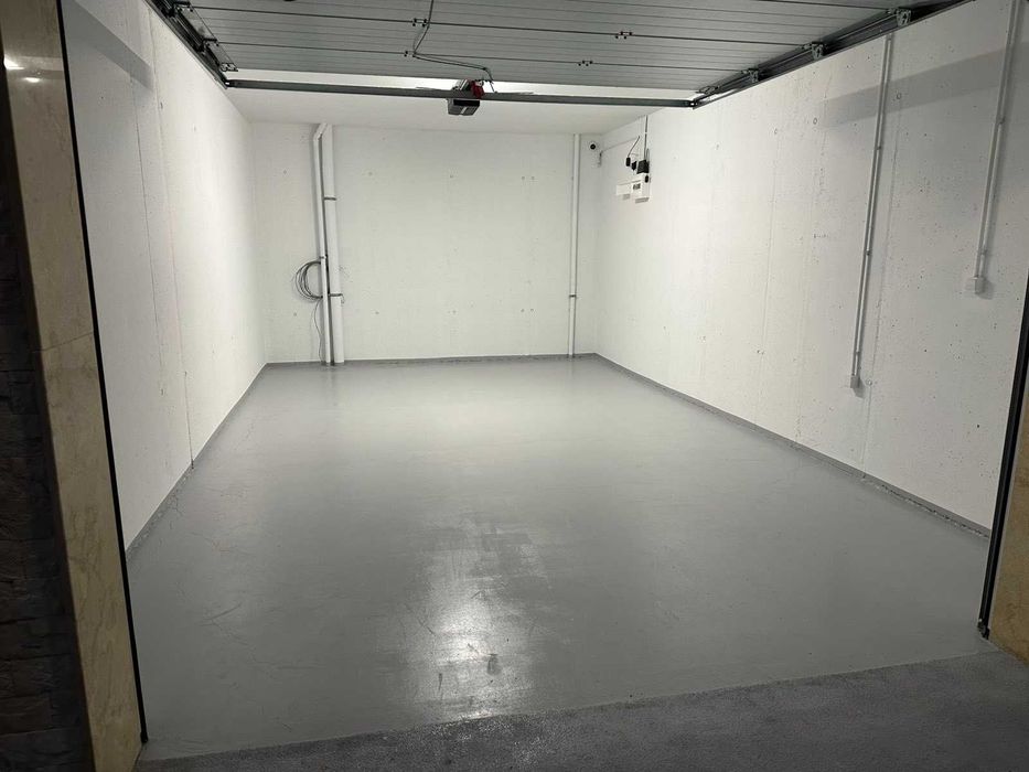 Епоксидни подови настилки,полиуретаново покритие,чипс и други!