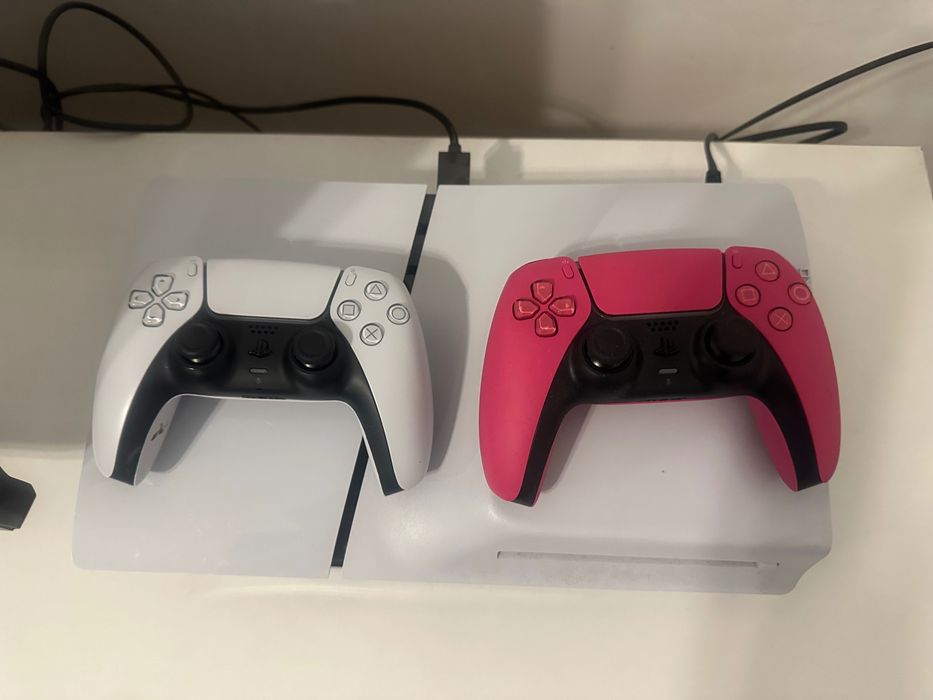 Ps5 Slim Disk + două manete