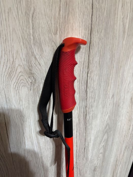 Продам палки лыжные Atomic фирменные