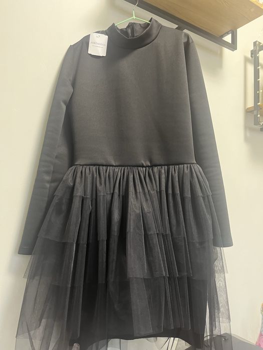 Дамска рокля с тюл