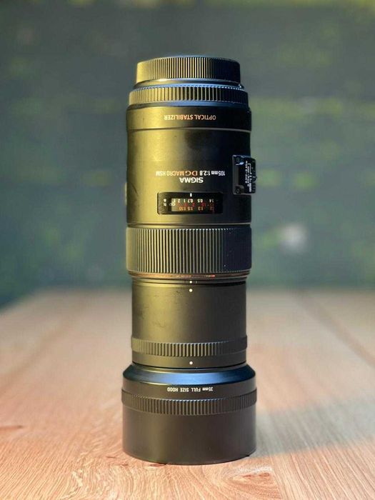 Sigma 105mm f/2.8 EX DG Macro OS HSM - montura Canon EF