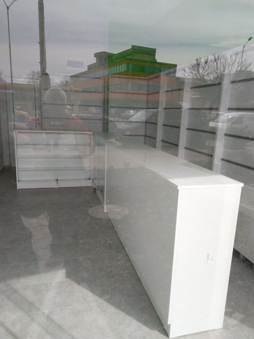 Витрини за магазин