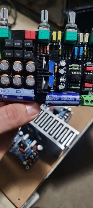 Corector de ton, preamplificator NE5532