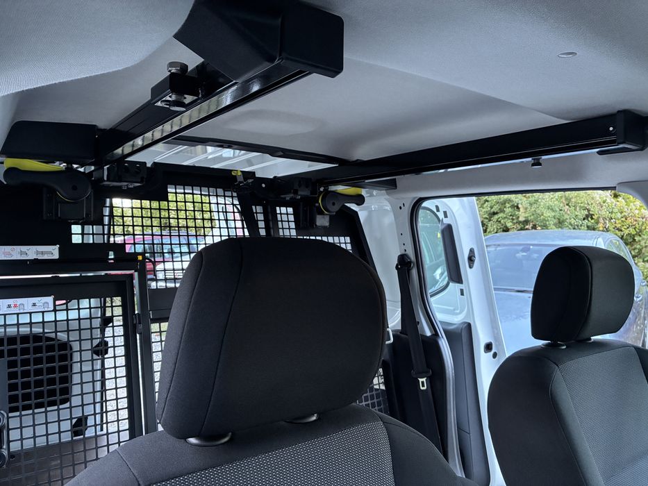 Метална преграда за Опел Комбо