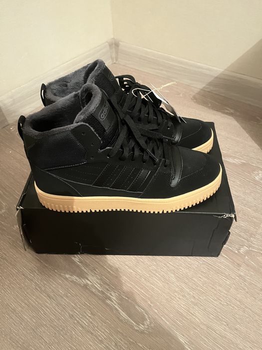 Продаю Adidas break start mid winterized