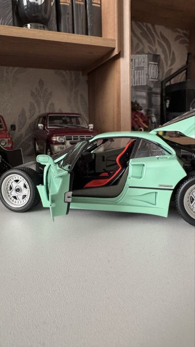 Модели 1/18 масштаб ( Kyosho )