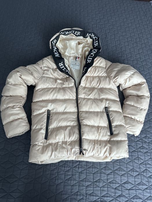 Geaca Moncler cu puf  12 ani