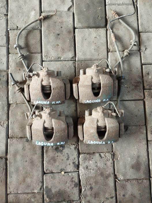 Renault laguna суппорт передний б/у оригинал