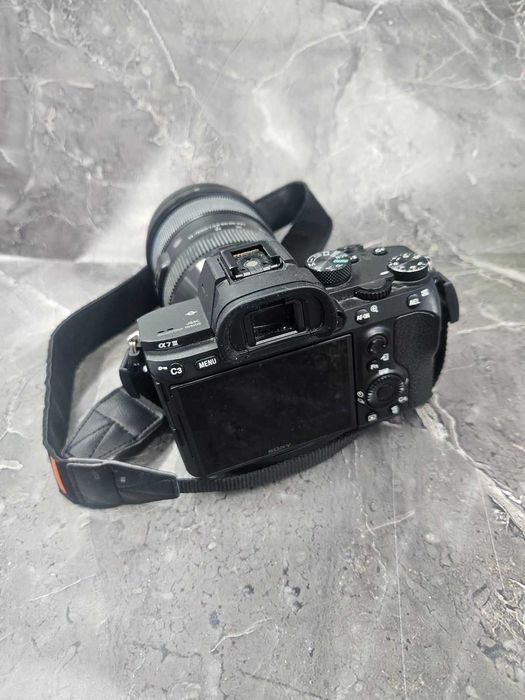 Sony Alpha 7 III  (Актау 26мкр Достык)