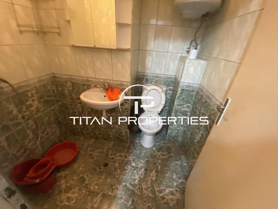 Дава се под наем Тристаен апартамент в Бургас, Победа - 85 кв.м за 204 € - Снимка #4