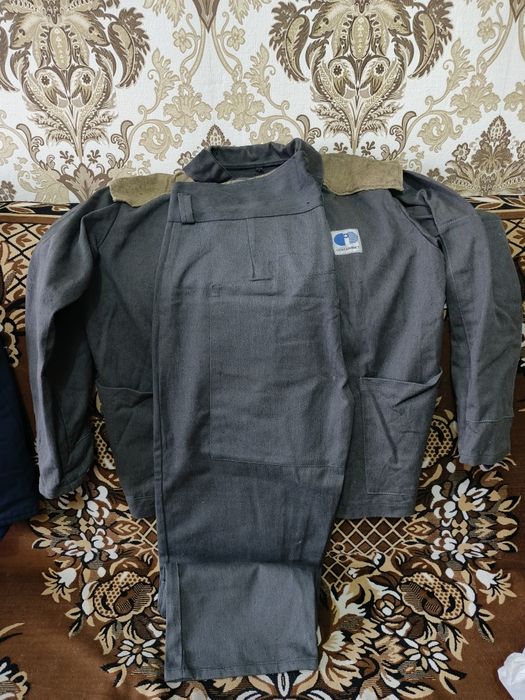 Костюм, спецодежда,руковицы