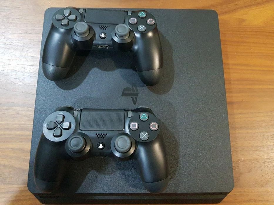 play station 4 slim