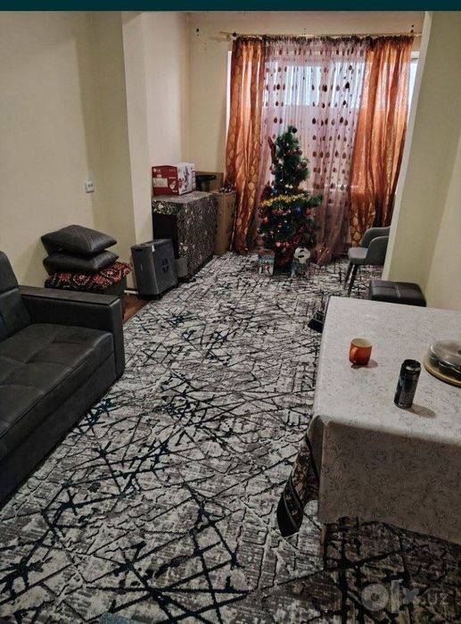 Квартира сотилади