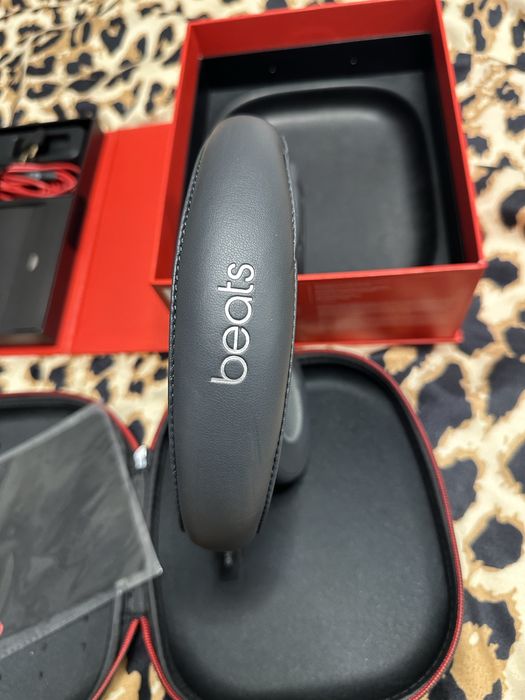 Casti Beats Executive by Dr. Dre