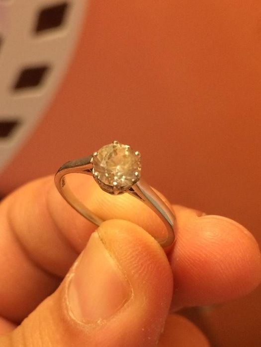 Vând inel aur alb 18k cu zirconiu